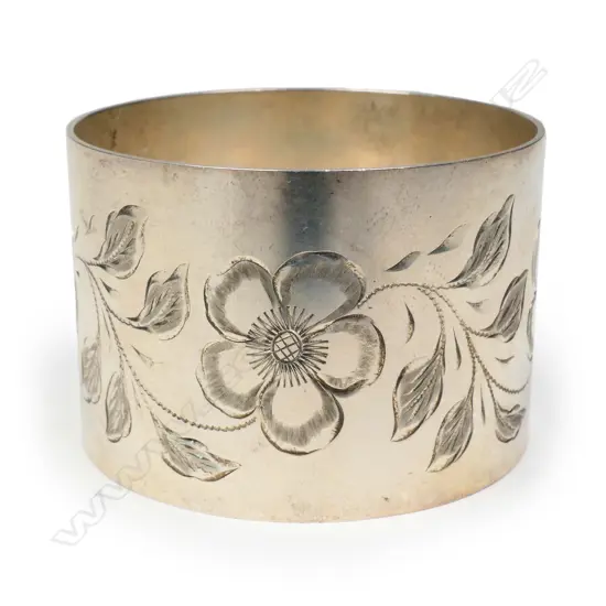 H & S (Harold & Smythe) silver napkin ring,